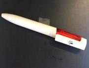 71232 Bio-Pen Kugelschreiber aus nachwachsenden und kompostierbaren Werkstoffen auf Cellulosebasis, blau schreibende Qualitätsmine Jogger Soft Gehäuse weiß/rot; AWO LOGO auf Clip in schwarz 10 0,83 /