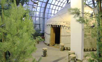 MÄRCHEN Galerie am Palmenhaus Im gemütlichen Märchenzelt in der Galerie am Palmenhaus berichten Erzähler von spannenden Abenteuern, geheimnisvollen Wesen und wahrhaft zugetragenen Geschichten aus