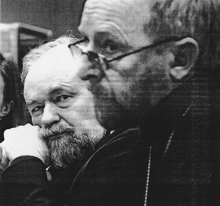 Zwei orthodoxe Priester des Neubeginns von 1991.