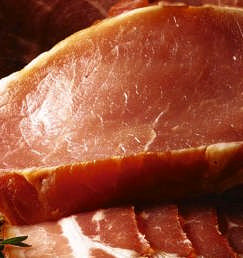 5/6 7) Buchstabe: A Trockenfleisch/Dörrfleisch Zuerst wird das Fleisch gekocht und in Portionen eingeteilt. Danach kommen Gewürze und eine Sauce dazu.