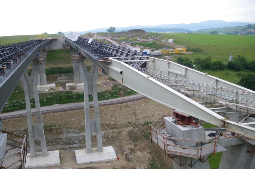Lösungsansätze Ertüchtigung Ertüchtigungsmaßnahmen für Brücken andere Prinzipien als für Neubau Neubau