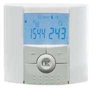 Regeltechnik Uhrenthermostat «Funkline» Ausführung Digital programmierbarer Thermostat mit LCD-Anzeige mit integriertem Temperaturfühler Modernes Design mit Soft-Touch-Material Betriebsarten: