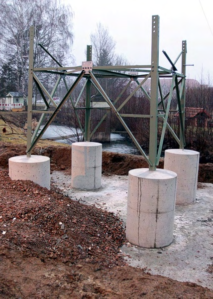 Bauzeitliche Gründungsmaßnahmen durch Fundamente Plattenfundament Auswirkungen: Schutzgut Boden Verlust oder Beeinträchtigung von Böden und