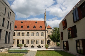 Jahrhundert wurde in Erfurt der Erwerbsgartenbau begründet.