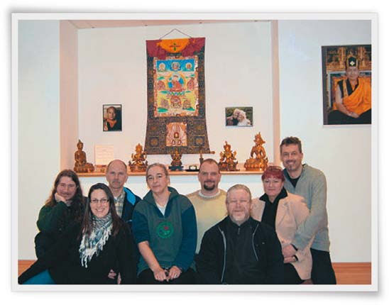 Montag im Monat 20:00 uhr 1. Freitag im Monat 20:30 uhr Buddhistische Gruppe Overath c/o Kerstin und Thomas Geiger Breslauer Str.