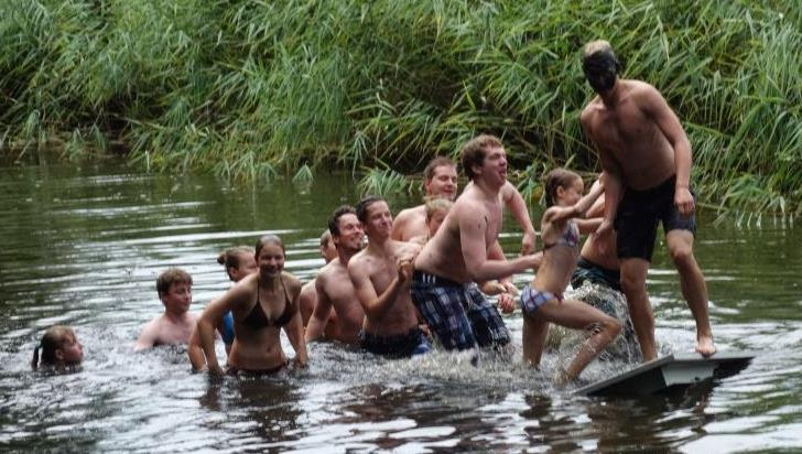 Pulverseeschwimmen Das Pulverseeschwimmen - ein Freibadwettkampf, an dem unser großer Nachwuchs und die WK2 auch dieses Jahr, am 28. und 29. Juli ihr Können unter Beweis stellen konnten.