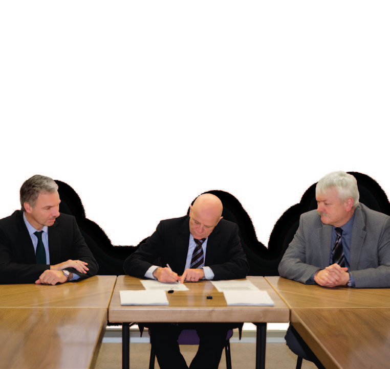 Die HIL GmbH Der nächste Schritt in eine erfolgreiche Zukunft Unterzeichnung des 12. Änderungsvertrags: Die Unterzeichnung fand mit den Geschäftsführern Winfried Zimmer und Jürgen Simon am 30.01.