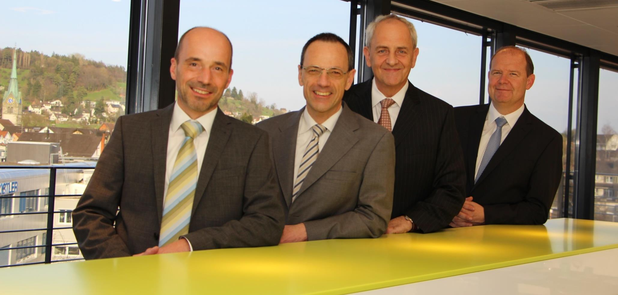 Kistler Gruppe Familienunternehmen in der Schweiz Börsenfähig - aber nicht börsenkotiert Von links nach rechts: 1. Rolf Sonderegger, CEO Kistler Gruppe 2.