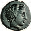 PHARSALOS 129 Bronze, 424-405/04. Athenakopf mit attischem Helm nach links, auf dem Helm steinschleudernde Skylla. Rs: Φ-A-P- Σ. Reiter mit Petasos und kurzem Chiton nach rechts, ein Tropaion tragend.