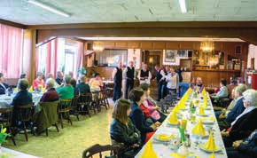 Viele Mütter, Großmütter, aber auch Väter folgten der Einladung zur mittlerweile schon traditionellen Muttertagsfeier der PVÖ-Ortsgruppe Ruden im Gasthof Trappitsch in Ruden.
