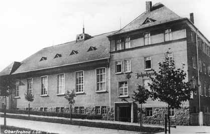 am 28. September 1929 konnte das neu errichtete Jahnhaus eingeweiht werden. Einheimische Handwerker hatten es für 250.