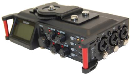 Foto Video: Tascam DR-70D 4-Kanal-Audiorecorder für DSLR-Kameras mit 4x