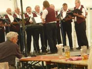 MGV Arion Saupersdorf Helko Kühne 1998 feierte unser Gesangverein sein 100- jähriges Bestehen.