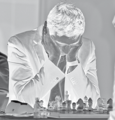 Wladimir Kramnik Russland geb. am 25.6. 1975 aus Tuapse verteidigte seinen Titel 2004 gegen Peter Leko und 2006 gegen Weselin Topalow, bevor er ihn 2007 an Viswanathan Anand abtrat.