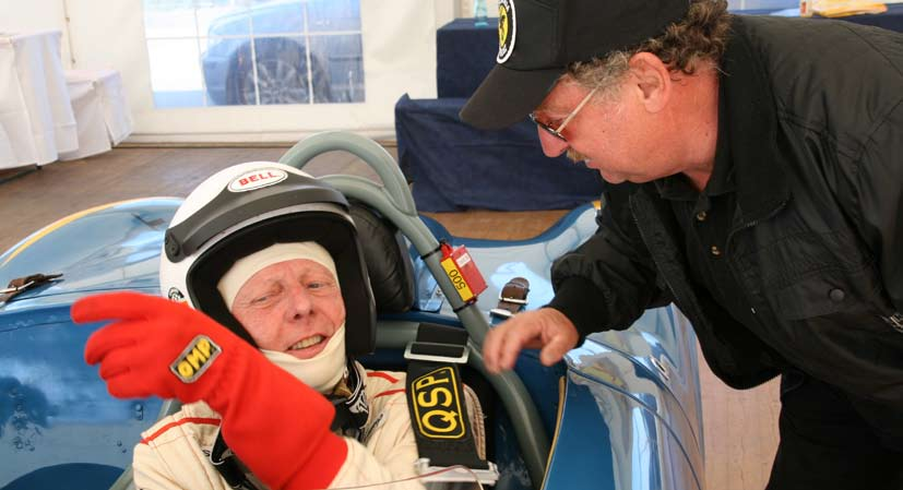 5 [Bild oben] Rennkameraden: Gijs van Lennep und Kurt Ahrens (rechts) [Bild unten] Motorsport als Familienangelegenheit.