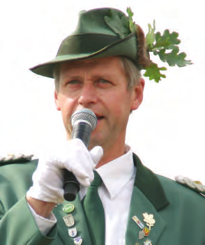D.a. 478 Meinungen Oktober 2015 D.a.-Gespräch mit Martin Grothe Der Oberst des Schützenvereins Dedinghausen zieht eine erste Bilanz des Kreisschützenfestes (LSR/HWW) Nach dem 11.