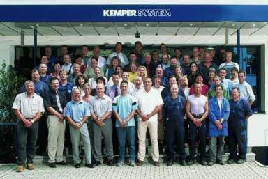 Chronik 1957 Firmengründung der Kemper Kunststoff & Lackfabrik 1986 Verkauf des Familienunternehmens an die IBG