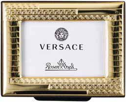 »Versace Frames«Artikel im GK VPE Form-Nr. Dekor-Nr. Art.-Nr. Article giftb. CQ Shape-No. Decor-No. Art.-No. Descrizione articolo conf. reg. QC Cod. forma Cod. decoro Cod. art. Article boîte-cad.
