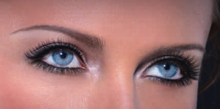 All about Eyes! Ob ganz dezent, ausdrucksstark oder effektvoll für besondere Anlässe ARTDECO hat die idealen Produkte für Ihr individuelles Augen-Make up.