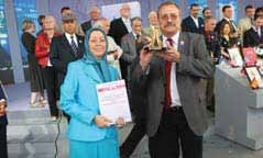 sführerin Maryam Rajavi für einen demokratischen ordern den Sicherheitsrat der Vereinten Nationen m die