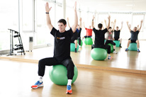 Kursübersicht - Bewegung Sanftes Rückentraining Grund- und Aufbaukurs Diese Kurse beinhalten gezielte Gymnastik zur Kräftigung und Stabilisierung der Rückenmuskeln.