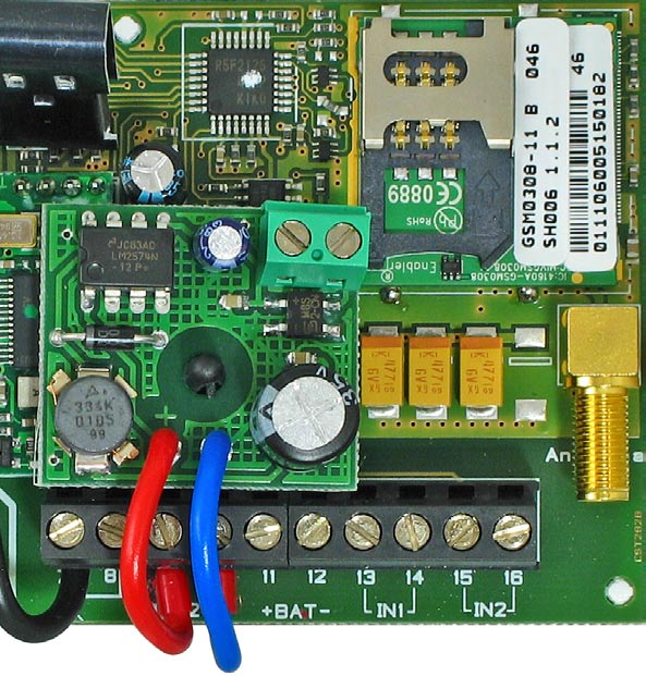 5. Spannungsadapter (für GSM 300 mit Art.Nr. 13280160) Funksystem RS 868 GSM 300 1224V a.c.d.c. IN IN F OUT IN: 12 od.