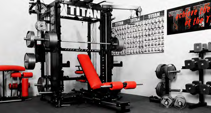 Enorm belastbar Übungen bereits ab 1 kg: Das patentierte TITAN-Gegengewichtssystem Counter Balance erlaubt es, alle Übungen ab 1 kg Gewicht