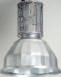 Die Leuchtentypen für Halogen-Metalldampf - lampen HIE 250 W dürfen ohne Abschlussglas nur mit Lampen betrieben werden, die für offene Leuchten zugelassen sind (z. B. OSRAM HQI-E/P.../D bzw.