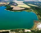 Der Haselbacher See soll auch künftig den Erholungssuchenden und Wassersportlern Treibenden vorbehalten bleiben.