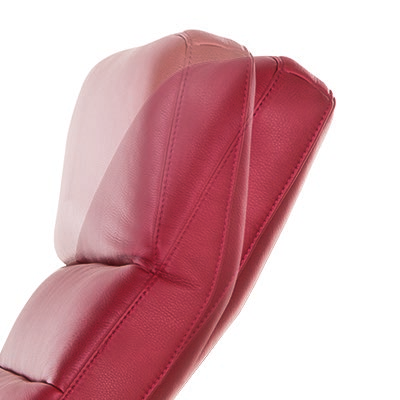 Die Besonderheiten Flexible Kopfstütze mit Kopfstützenverstellung Flexibles Fußteil mit einem flexiblen Fußteil Bestellhinweise Belastbarkeit: Diese Liege