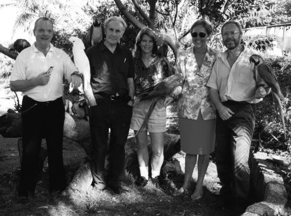 Fünf Jahre Loro Parque Fundación: Die Gründer des Beraterausschusses der Loro Parque Fundación im Jahre 1994: Wolfgang Kiessling, John Stoodley, Susan Clubb, Inge Feier, and David Waugh.