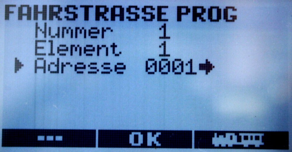 3) Automatikfunktionen : Programmierung Fahrstrasse : Nummer festlegen (Virtuelle Adresse 1..32) 1.
