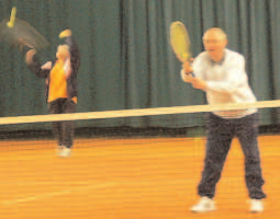 "Tennis für alle - in der Halle" Auch in der Wintersaison wurden vom TAT- Team drei Samstagabende organisiert, an denen alle