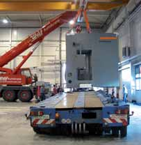 Fertigungstechnik Werkzeugmaschinen INFO 2 4 1 Horizontalbearbeitungszentrum HBZ AeroCell mit integriertem Palettenwechsler zur hauptzeitparallelen Be- und Entladung.