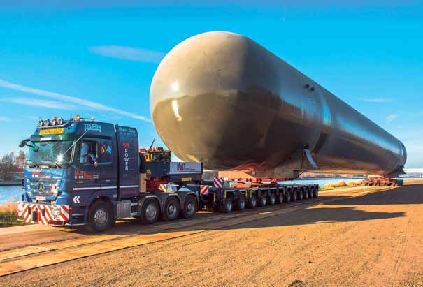 Gelenkteleskoparbeitsbühnen Z-30/20N sowie ein geländegängiges Ge lenk teleskop vom Typ Z-80/60 mit 18,3 Metern Reichweite. Von MEC Europe hat HWS eine Speed Level vom Typ 2684ES geliefert bekommen.