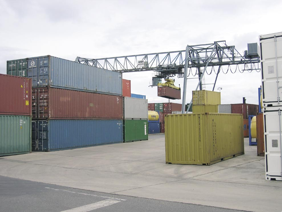 Ladungssic herung im Container Container sind auf dem Vormarsch.