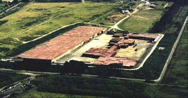 LLW-Endlager Drigg Lage: bei Sellafield Inbetriebnahme: 1959 Konzept: Betonkammern (700m x 25m x 8m)