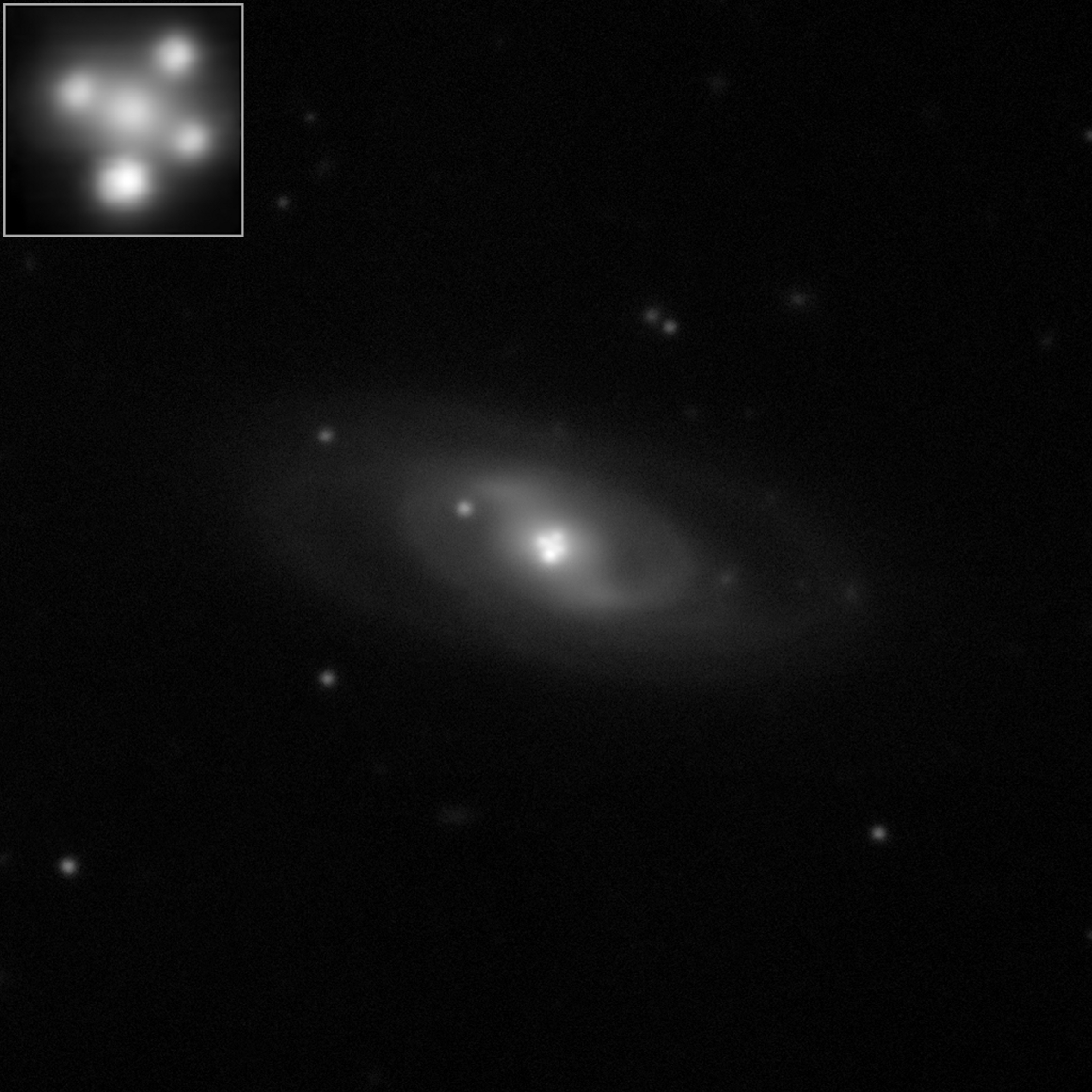 Quasare: Einstein Cross Quasar bei 8 Mrd Lj Entfernung.