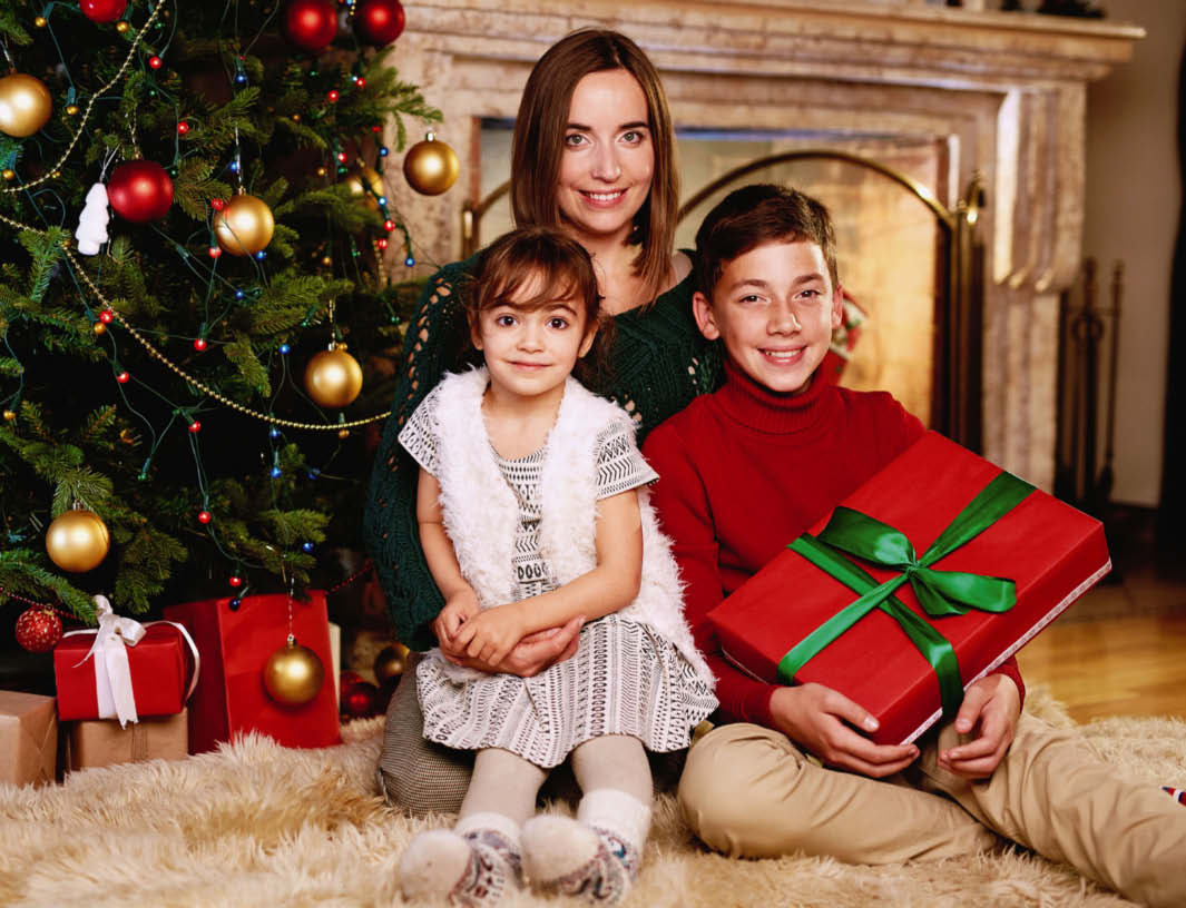 b Familienmarketing/kids & fun consulting Handel O Tannenbaum... Weihnachten naht und die Wunschlisten der Kids werden immer länger und kostspieliger.