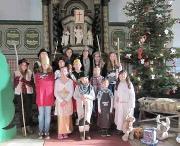 Krippenspiel in Saalsdorf An drei Nachmittagen haben Kinder und Jugendliche aus allen vier Orten des Pfarramtes Saalsdorf ein Krippenspiel vorbereitet, das an Weihnachten am 25.