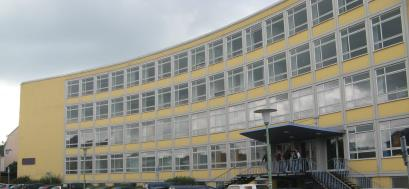 Ganztagsschule am Humboldt-Gymnasium Es sind in der 5.Jahrgangsstufe zwei Ganztagsklassen vorgesehen: einmal mit 1.