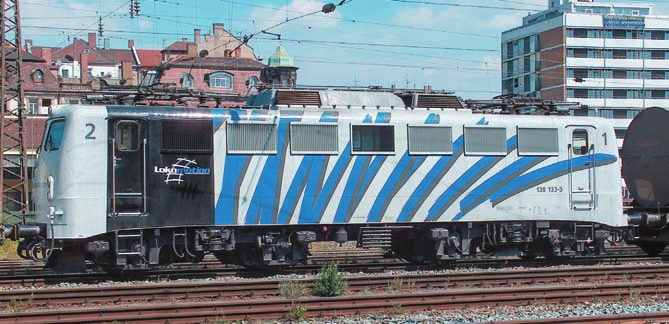 N 723002 Diesellokomotive V 12 der Mittelweserbahn GmbH (MWB).