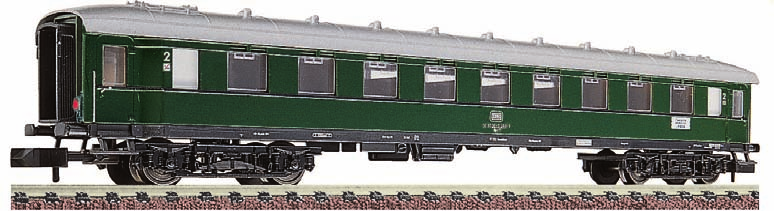 Schnellzug-Speisewagen, Bauart WR4üe, der DB.