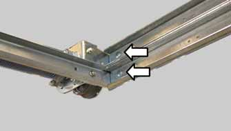 Seiltrommeln nicht vertauschen Seiltrommel im Abstand von ca. 15mm vom Federwellenrohr festziehen.