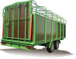 Der PRONAR T046/1 Viehtransportanhänger ist aus dem wasserdichten Sperrholz gefertigt. Die geöffnete und heruntergelassene Hecklappe ermöglicht sichere und leichte Be- und Entladen der Tiere.