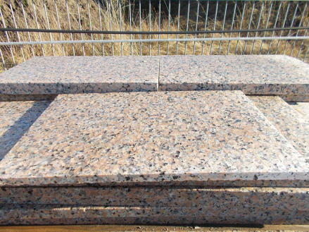 Granit-Platten Huidong Red geflammt 40 x 60 x 4cm Bestand:
