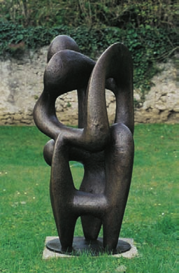 Komposition, 1957 Bronze, 116 53 55 cm monogrammiert und nummeriert Auflage: 8 Exemplare Hans Steinbrenner»Kunst sollte nicht Wirklichkeitserfahrung sondern Wirklichkeitserfindung sein.