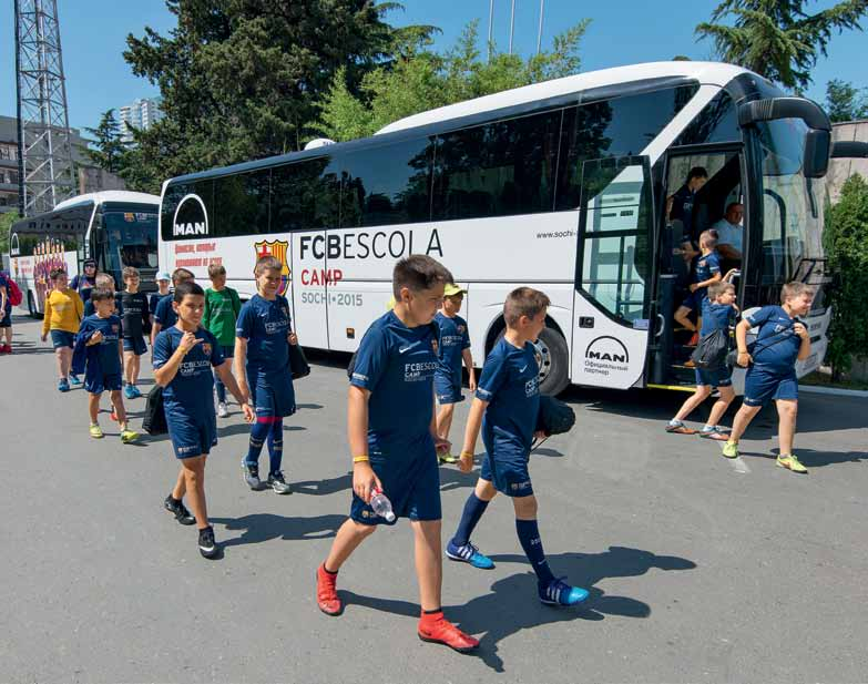 Auch die Kernwerte des spanischen Fußballvereins wie Respekt, Ehrgeiz und Teamarbeit wurden den Jungen und Mädchen im Trainingslager nähergebracht.