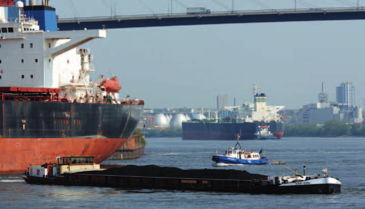 Häfen und Wasserstraßen Häfen und Wasserstraßen Logistikregion Unterelbe vertieft Kooperation mit der Region Oberelbe Transporte per Binnenschiff zwischen den sächsischen Binnenhäfen, Hamburg und