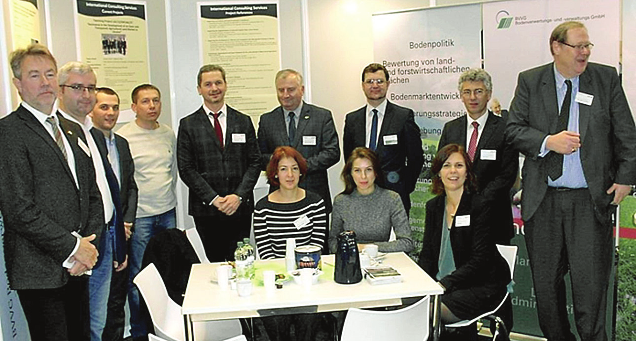 Der Deutsch-Ukrainische Agrarpolitische Dialog Aktuelle Schwerpunktthemen des APD Nach der Einrichtung der Steuerungsgruppe im Jahr 2013, wurden mittelfristig Arbeitsschwerpunkte des APD festgelegt.